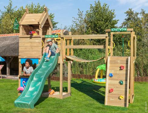 Jungle Resort | Maisonnette avec toboggan et pont suspendu